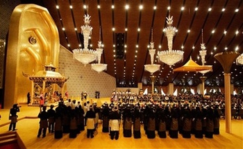 Đám cưới xa hoa của con gái Quốc vương Brunei - 4 Đám cưới xa hoa của con gái Quốc vương Brunei - 4