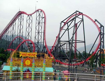 10 đường tàu lượn siêu tốc “rùng rợn” nhất thế giới - 7