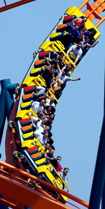 10 đường tàu lượn siêu tốc “rùng rợn” nhất thế giới - 8