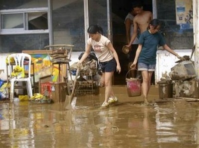 Chỉ có các thi thể bên dưới con tàu bị lật úp - 6