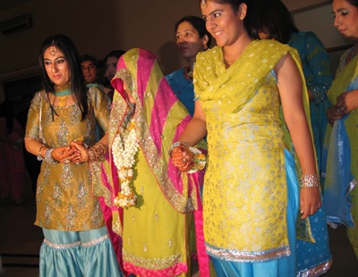 Độc đáo những đám cưới truyền thống khắp thế giới - 1 Độc đáo những đám cưới truyền thống khắp thế giới - 1