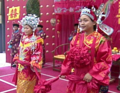 Độc đáo những đám cưới truyền thống khắp thế giới - 5 Độc đáo những đám cưới truyền thống khắp thế giới - 5