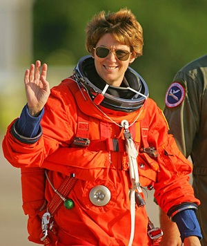 Những nữ “sát thủ” không gian - 10