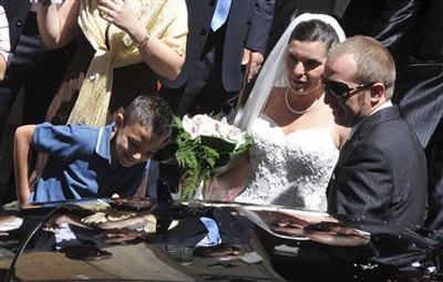 Con gái bố già mafia khét tiếng kết hôn không giống phim - 1 Con gái bố già mafia khét tiếng kết hôn không giống phim - 1