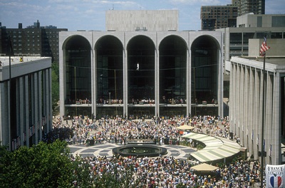 Người đàn ông “đi bộ trên không” qua tòa Tháp đôi xưa - 8 Người đàn ông “đi bộ trên không” qua tòa Tháp đôi xưa - 8
