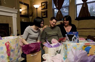 Khám phá cuộc đời người đàn ông mang bầu qua ảnh - 21