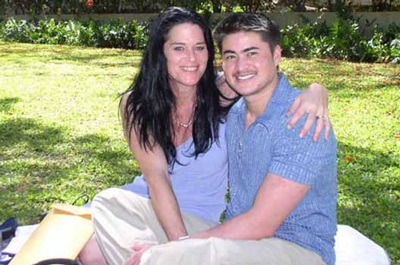 Khám phá cuộc đời người đàn ông mang bầu qua ảnh - 14