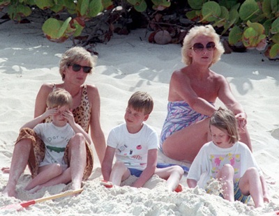 Những khoảnh khắc đáng nhớ trong cuộc đời Công nương Diana - 17