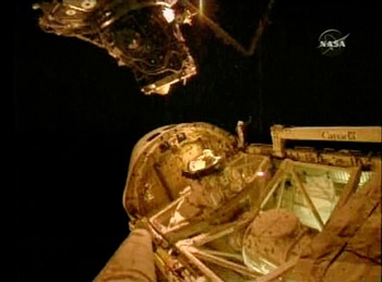 Chùm ảnh: Toàn cảnh sứ mệnh không gian của phi thuyền Endeavour  - 13