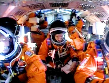 Chùm ảnh: Toàn cảnh sứ mệnh không gian của phi thuyền Endeavour  - 4