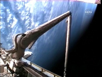 Chùm ảnh: Toàn cảnh sứ mệnh không gian của phi thuyền Endeavour  - 5