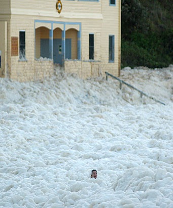 Chùm ảnh: Hiện tượng lạ trên bãi biển Australia - 5