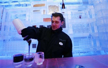 Ảnh quầy bar bằng băng ở Dubai - 5