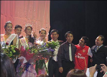 Ảnh hoa hậu người Việt ở Anh - 11