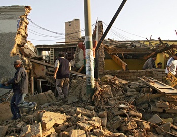 Chùm ảnh: Tan hoang Peru sau động đất - 8