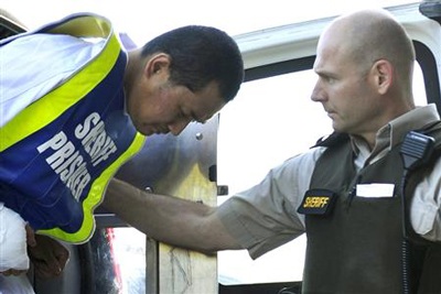 Kẻ cắt đầu hành khách trên xe buýt ở Canada xin được chết - 1