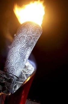 Lễ khai mạc Olympic Bắc Kinh: Xem lại màn rước đuốc ngoạn mục - 12 Lễ khai mạc Olympic Bắc Kinh: Xem lại màn rước đuốc ngoạn mục - 12