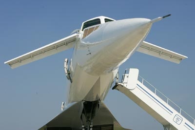 Chiêm ngưỡng chiếc máy bay siêu âm đầu tiên Tu-144 - 5 Chiêm ngưỡng chiếc máy bay siêu âm đầu tiên Tu-144 - 5