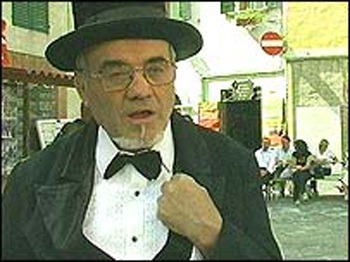 Chùm ảnh: Lễ hội của những người xấu xí - 1