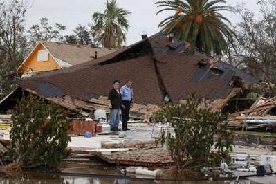 Bão Ike gây thiệt hại khủng khiếp ở Texas, Mỹ - 1