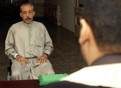 Công bố cuốn băng video Saddam Hussein bị chất vấn - 2 Công bố cuốn băng video Saddam Hussein bị chất vấn - 2