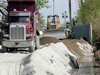 Chùm ảnh nước Mỹ chuẩn bị đối phó với bão Rita - 5 Chùm ảnh nước Mỹ chuẩn bị đối phó với bão Rita - 5