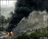 Iraq: Bom xe liều chết rung chuyển Baghdad - 1