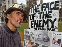 "Người lữ hành cô độc" bên tháp Big Ben - 1 "Người lữ hành cô độc" bên tháp Big Ben - 1