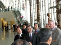 Chùm ảnh Thủ tướng thăm Viện bảo tàng Ottawa, Canada - 3 Chùm ảnh Thủ tướng thăm Viện bảo tàng Ottawa, Canada - 3