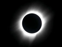 Chùm ảnh nhật thực vòng quanh thế giới - 10