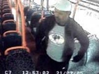 Lời kể của hai cậu bé từng chơi bóng với kẻ đánh bom London - 1