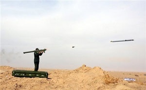 Iran thử thành công 3 quả tên lửa loại mới - 1 Iran thử thành công 3 quả tên lửa loại mới - 1