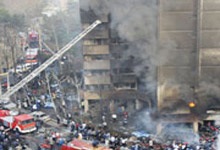 Chùm ảnh máy bay Iran lao xuống tòa nhà cao tầng - 4