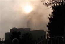 Chùm ảnh máy bay Iran lao xuống tòa nhà cao tầng - 2