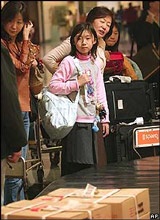 Chùm ảnh người Đông Á tưng bừng đón Tết - 5