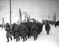 Hồng quân Liên Xô trên những dặm đường hành quân  - 2