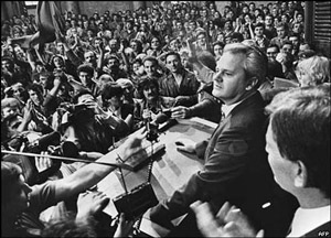 Cuộc đời cựu Tổng thống Nam Tư Milosevic qua ảnh - 3