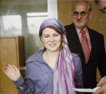 Natascha Kampusch sau 8 năm bị bắt cóc - 4