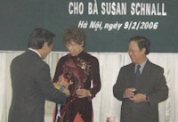 Susan Schnall - nữ y tá Mỹ dùng máy bay để phản chiến - 1