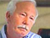 Đoạn kết về bức ảnh anh bộ đội trên Bức tường Việt Nam ở Mỹ - 1