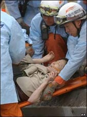 Chùm ảnh tai nạn tàu tại Nhật - 5 Chùm ảnh tai nạn tàu tại Nhật - 5