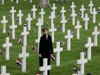 Chùm ảnh thế giới tưng bừng kỷ niệm chiến thắng Phát xít - 6 Chùm ảnh thế giới tưng bừng kỷ niệm chiến thắng Phát xít - 6