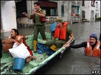 Bão Wilma tàn phá Florida, Mỹ - 1