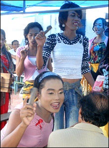 Chùm ảnh: Đời "gay" của người Hồi giáo - 2 Chùm ảnh: Đời "gay" của người Hồi giáo - 2
