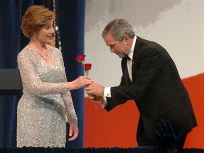 Chùm ảnh: "Dấu ấn" 8 năm của Tổng thống Mỹ Bush (2) - 15 Chùm ảnh: "Dấu ấn" 8 năm của Tổng thống Mỹ Bush (2) - 15