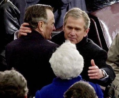 Chùm ảnh: Bush "cha" và Bush "con" - 13 Chùm ảnh: Bush "cha" và Bush "con" - 13