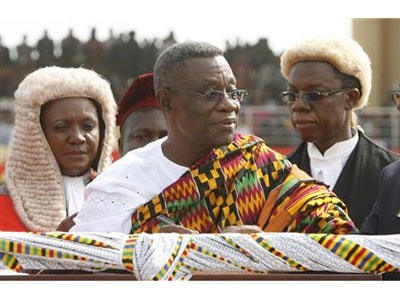 Chùm tin vắn qua ảnh - 6 Chùm tin vắn qua ảnh - 6