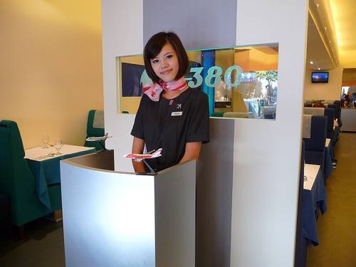 Chùm ảnh: Thăm nhà hàng "khách sạn bay" A380 - 1