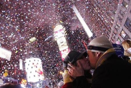 Chùm ảnh: Dấu ấn những nụ hôn - 16