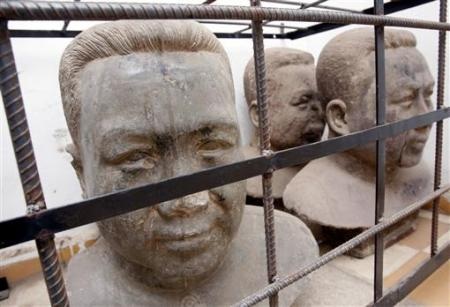 Chùm ảnh: Phiên xét xử cựu lãnh đạo Khmer Đỏ và quá khứ buồn đau - 15